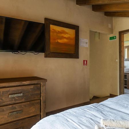 Villa Castagna Near The Sea With Private Pool And Sauna 普莱曼图拉 外观 照片